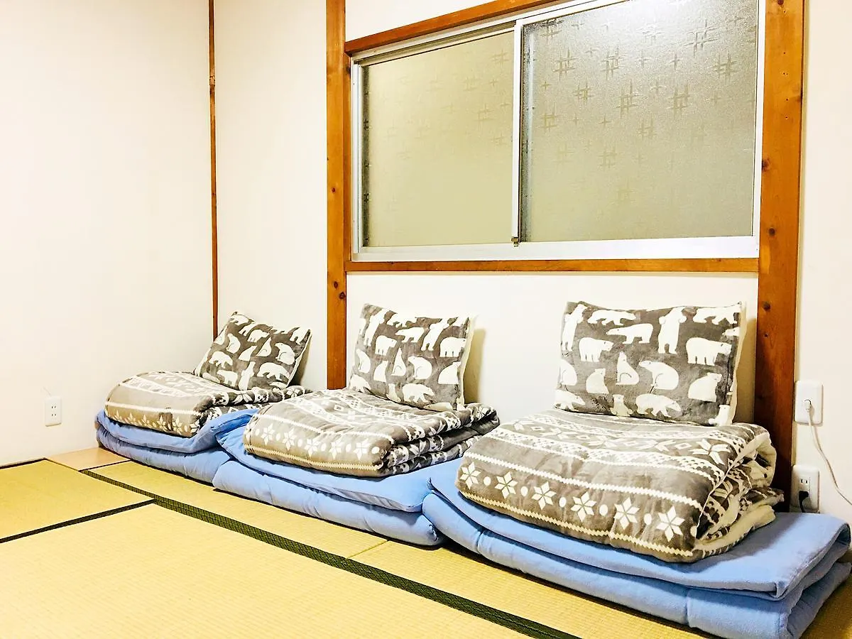 Affittacamere Osaka Guesthouse Sayuri Honkan Giappone
