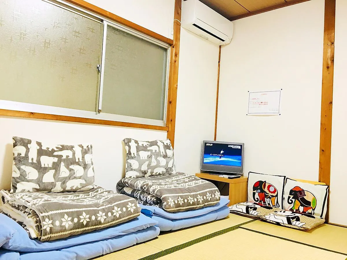 Osaka Guesthouse Sayuri Honkan יפן